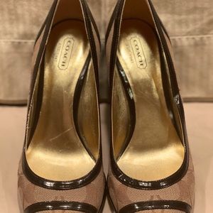 Coach KeeryAnn Wedge 7.5